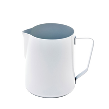 Lade das Bild in den Galerie-Viewer, Rhino Milchkännchen 600ml - weiß