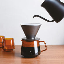 Lade das Bild in den Galerie-Viewer, Kinto Filterkaffee-Karaffe Sépia 600ml